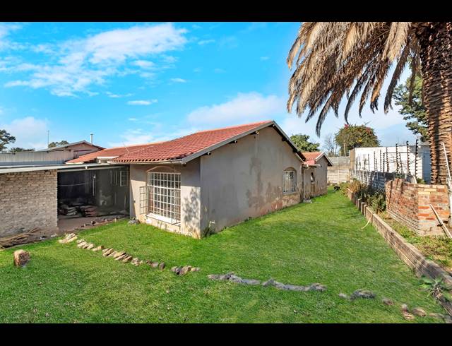 4 BEDROOM HOUSE FOR SALE IN WENDYWOOD